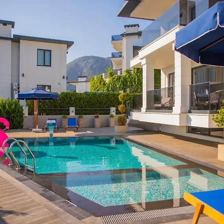 Aparthotel Antique Hills *